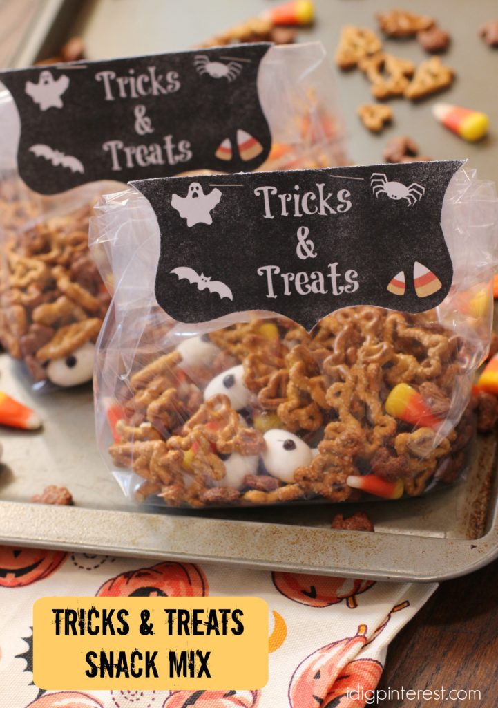 tricks-and-treats-snack-mix1