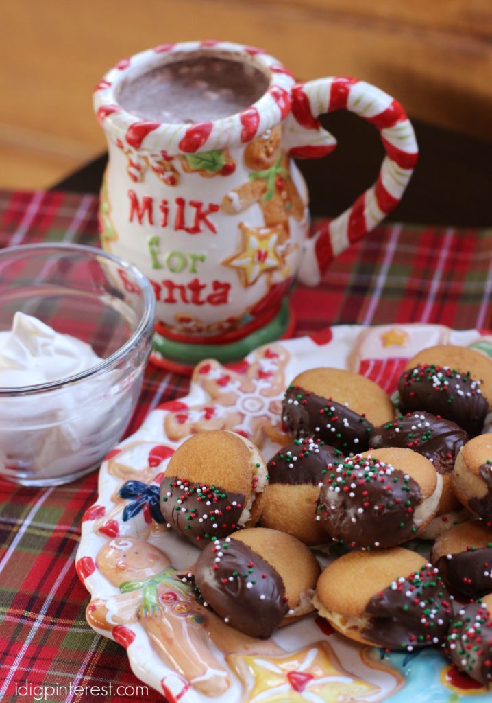 hot-cocoa-and-cookies-santa