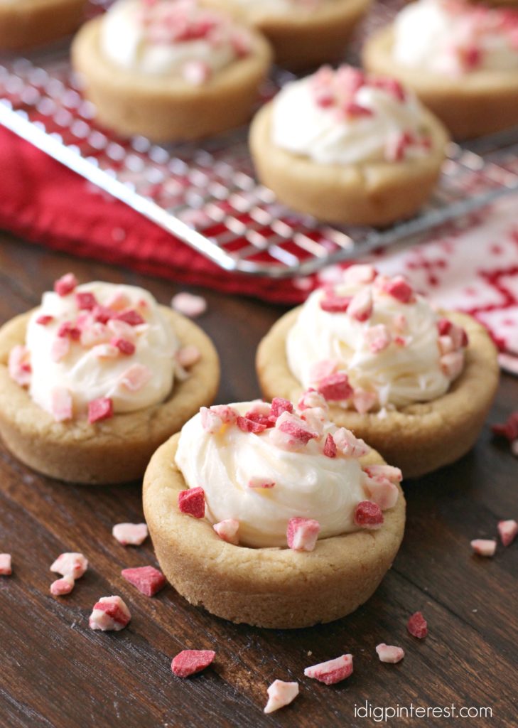 peppermint-cheesecake-cookie-cups4
