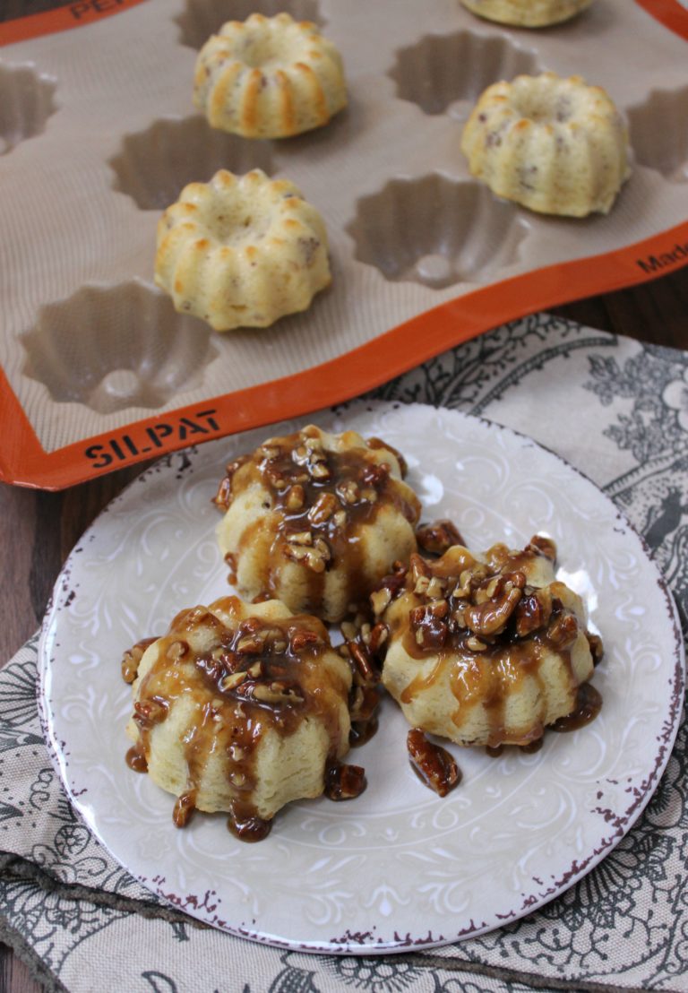 Mini Butter Pecan Cakes with Caramel Pecan Drizzle I Dig Pinterest