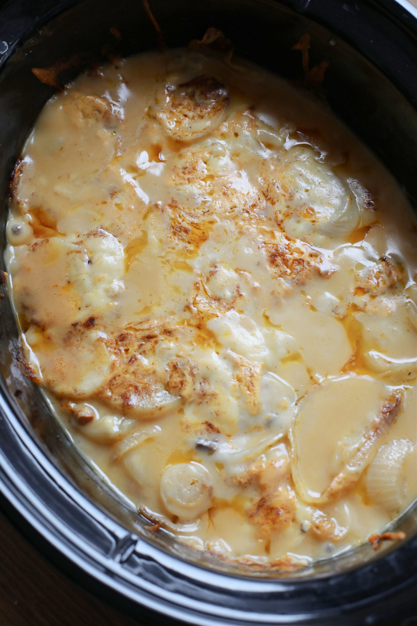 Slow Cooker Cheesy Scalloped Potatoes and Ham LaptrinhX / News
